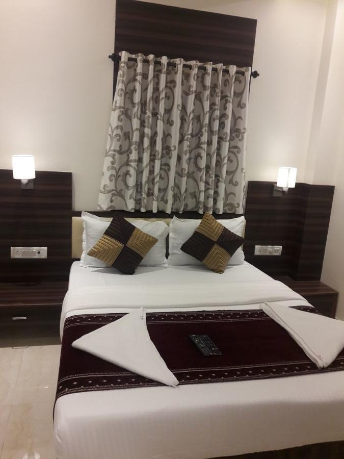 Hotel Golden City Mumbai  Buitenkant foto