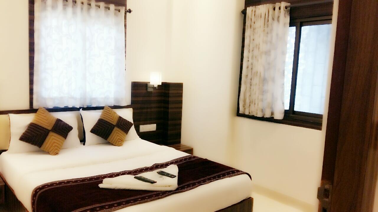 Hotel Golden City Mumbai  Buitenkant foto